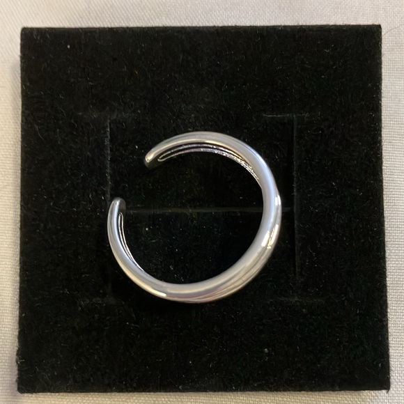 NEW Sterling Silver Toe ring. - Picture 2 of 3